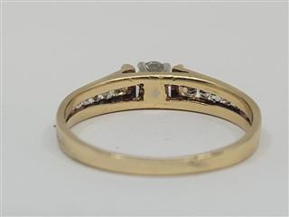 14K Yellow Gold apx 2/5 Round Diamond Ring Size 5.75